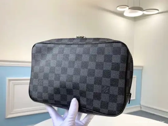 Official oldcobbler GM LOUIS TOILETRY VUITTON POUCH 0514